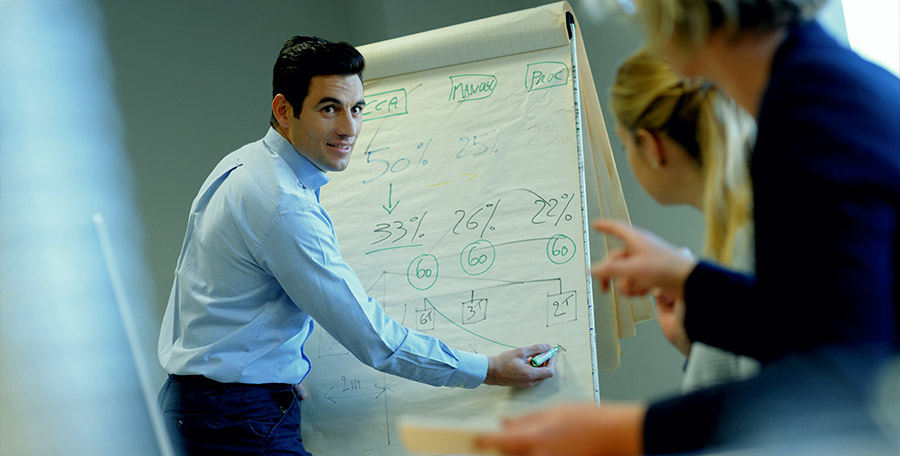 Wir helfen bei erneuerbaren Energien - Concept Green GmbH & Co.KG aus Dietzenbach